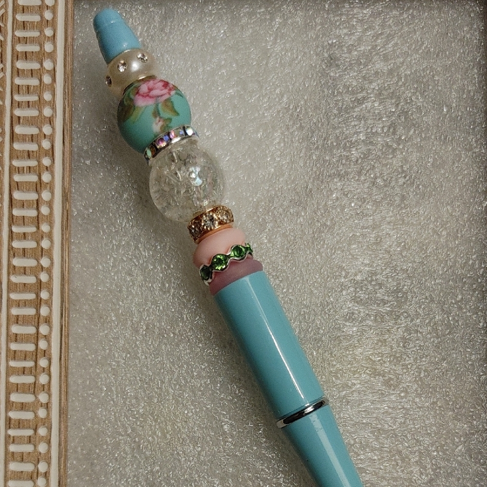 Elegant Blue Beaded Pen